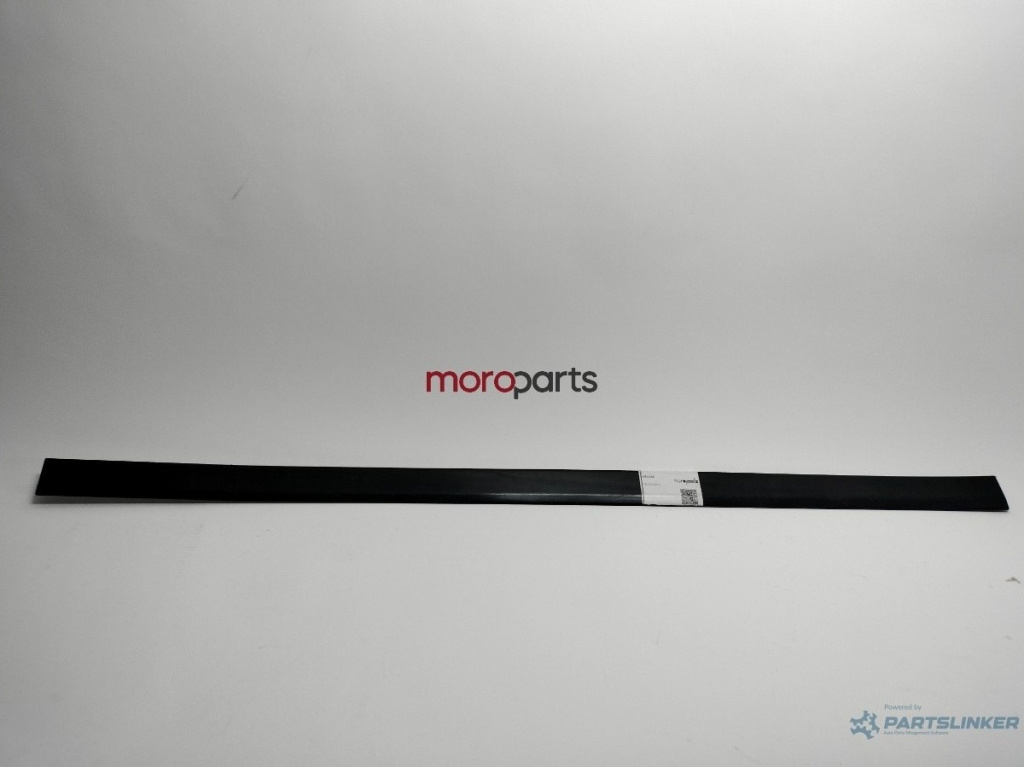 Bandou mijloc usa dreapta fata Audi A6 C5 (4B2) Berlina 2002 1.9 TDI OEM 4B0853954B