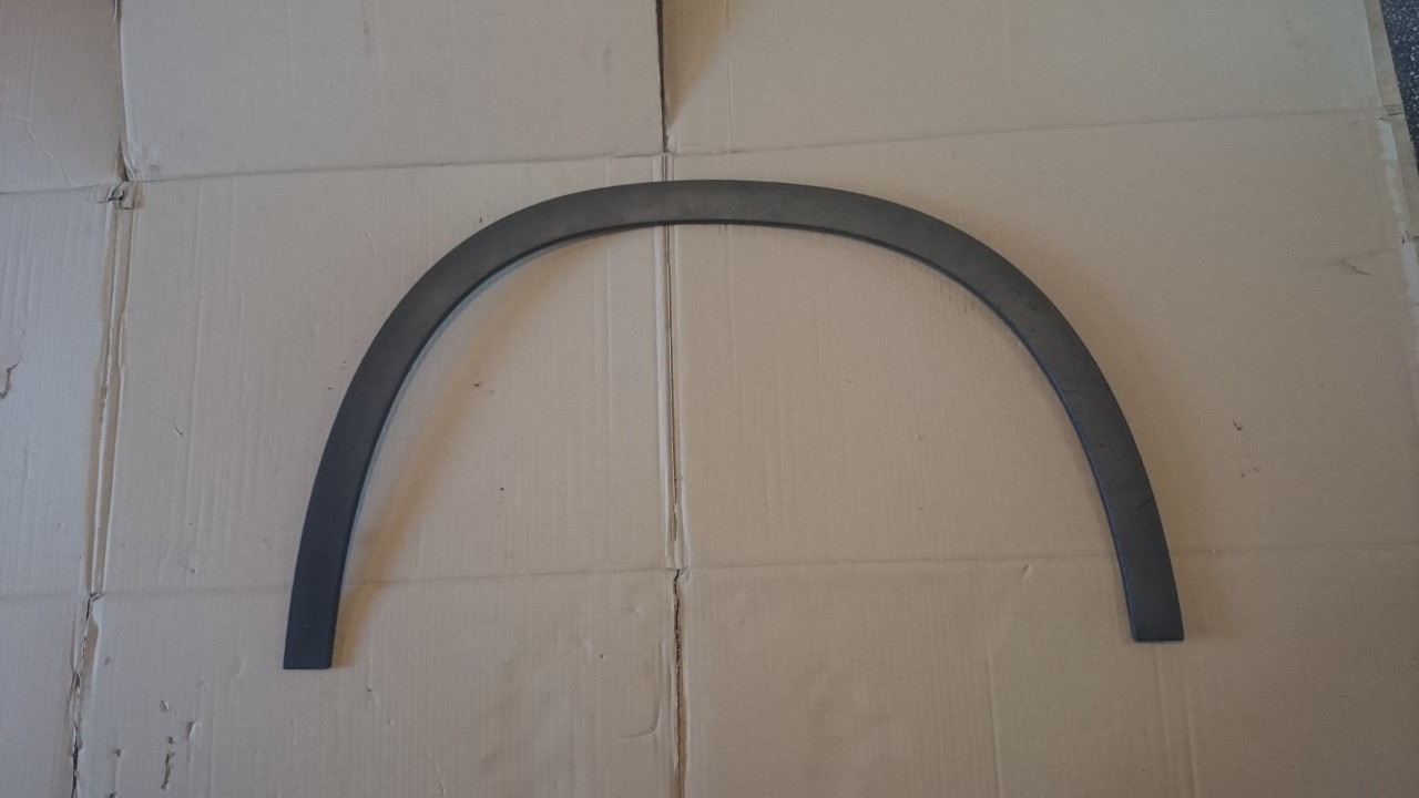 Bandou ornament aripa dreapta fata Mercedes GLA, X156 (2014-2016)