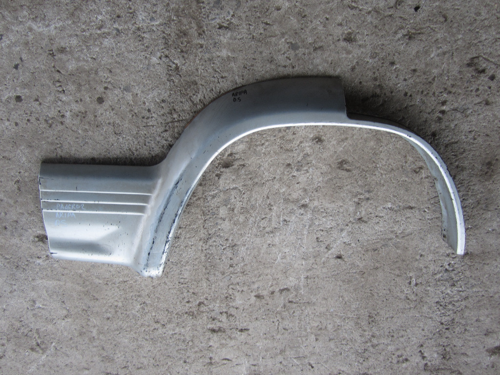 BANDOU / ORNAMENT ARIPA DREAPTA SPATE MITSUBISHI PAJERO 2 4x4 FAB. 1991 - 1999 ⭐⭐⭐⭐⭐