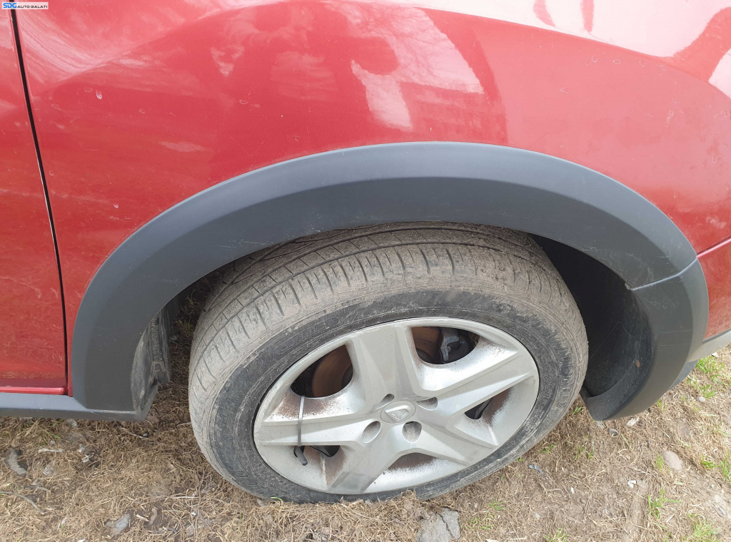 Bandou Ornament Plastic de pe Aripa Dreapta Fata Dacia Sandero 2 Stepway 2012 - 2016 [K4315]