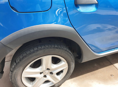 Bandou Ornament Plastic de pe Aripa Dreapta Spate Dacia Sandero 2 Stepway 2012 - 2016 [K6370]