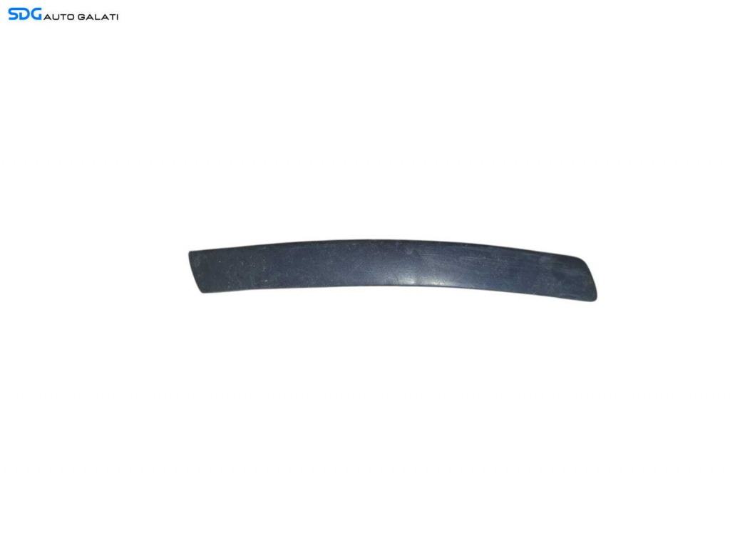 Bandou Ornament Plastic Dreapta de pe Ba