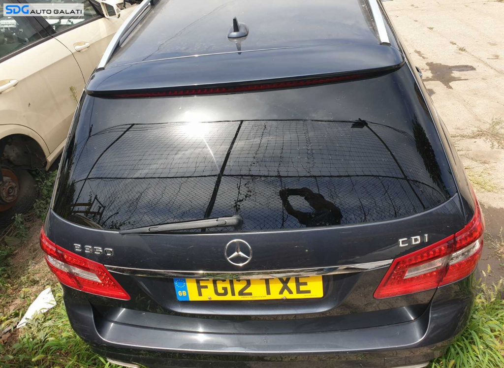 Bandou Ornament Plastic Nichel Suport de Maner Deschidere Lampi Numar de pe Haion Haion Portbagaj Mercedes Clasa E Class W212 S212 Break SW Combi 2009 - 2012 [C8280]