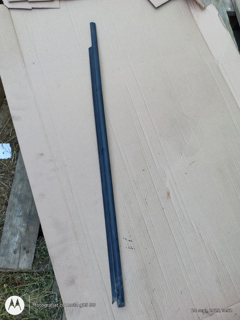 Bandou portiera stanga spate Opel Zafira A ( 1999 - 2005 )
