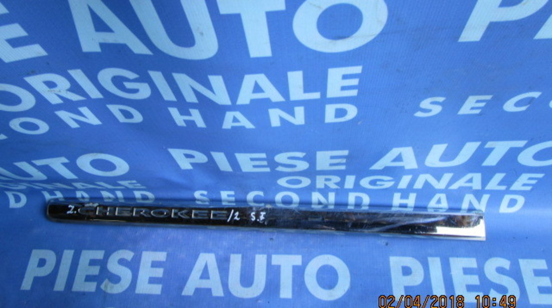 Bandou portiere Jeep Cherokee ; 55156945AA // 55156944AA (exterior)