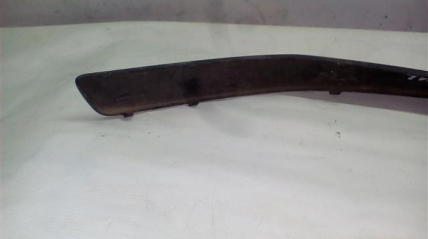 Bandou stanga bara fata Skoda Octavia2 An 2005-2009 cod 1Z0807717