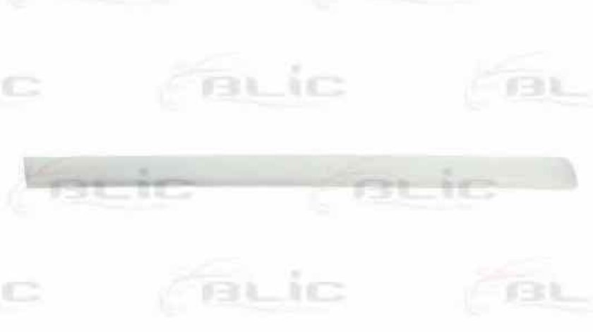 Bandou usa AUDI A4 Avant 8E5 B6 Producator BLIC 5703-04-0019578P