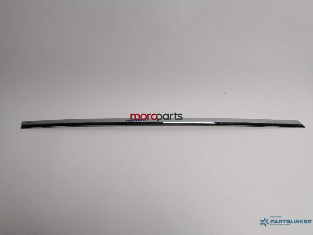 Bandou usa crom Volkswagen Passat 3C combi 2007 argintiu LA7W OEM 3C0853516C