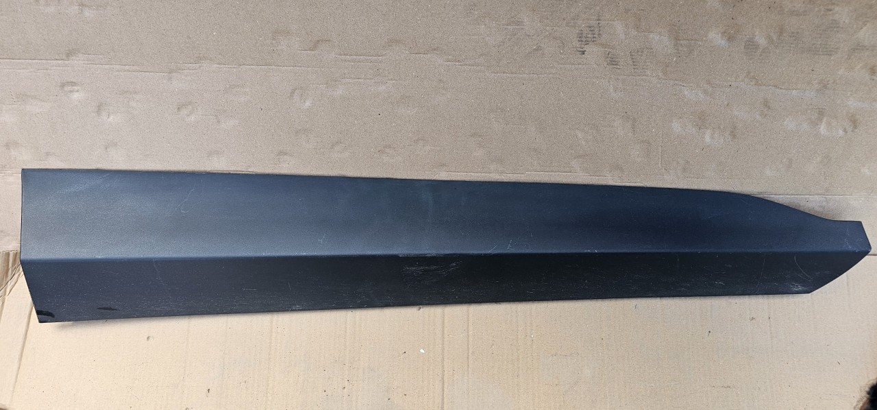 Bandou usa dreapta fata Toyota Yaris Cross 2021 2022 2023