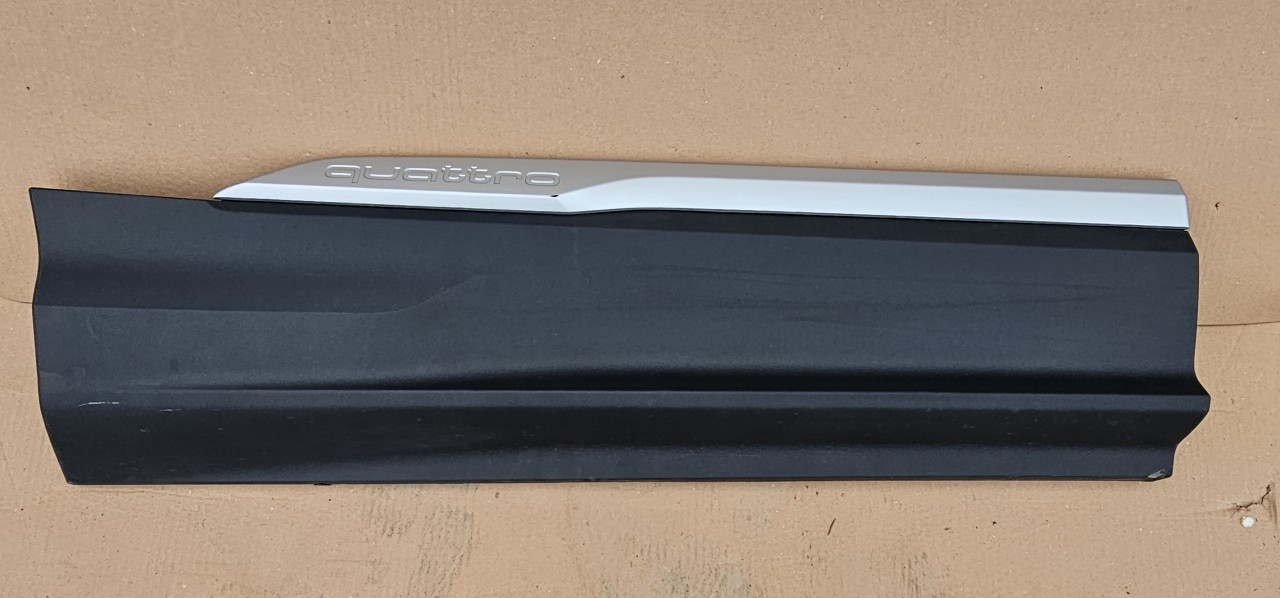 Bandou usa dreapta spate AUDI Q7 4M Facelift 2020 2021 2022 2023