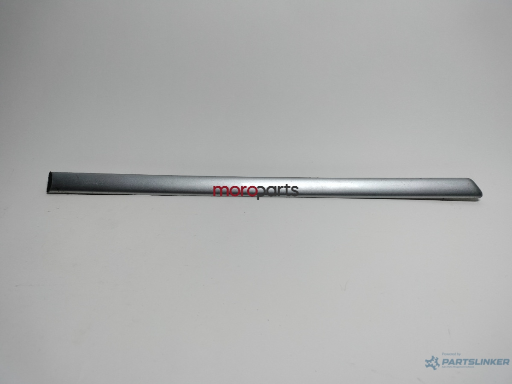 Bandou usa dreapta spate Volkswagen Golf 4 hatchback 1998 Argintiu LA7W OEM 1J4853754B
