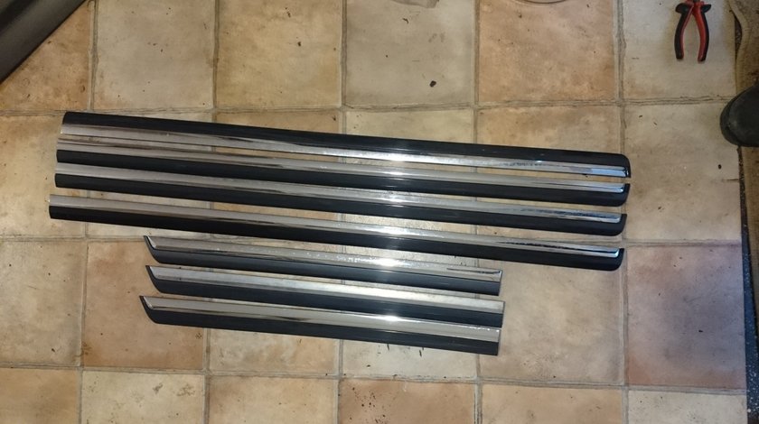 Bandou usa dreapta spate VW PASSAT B7