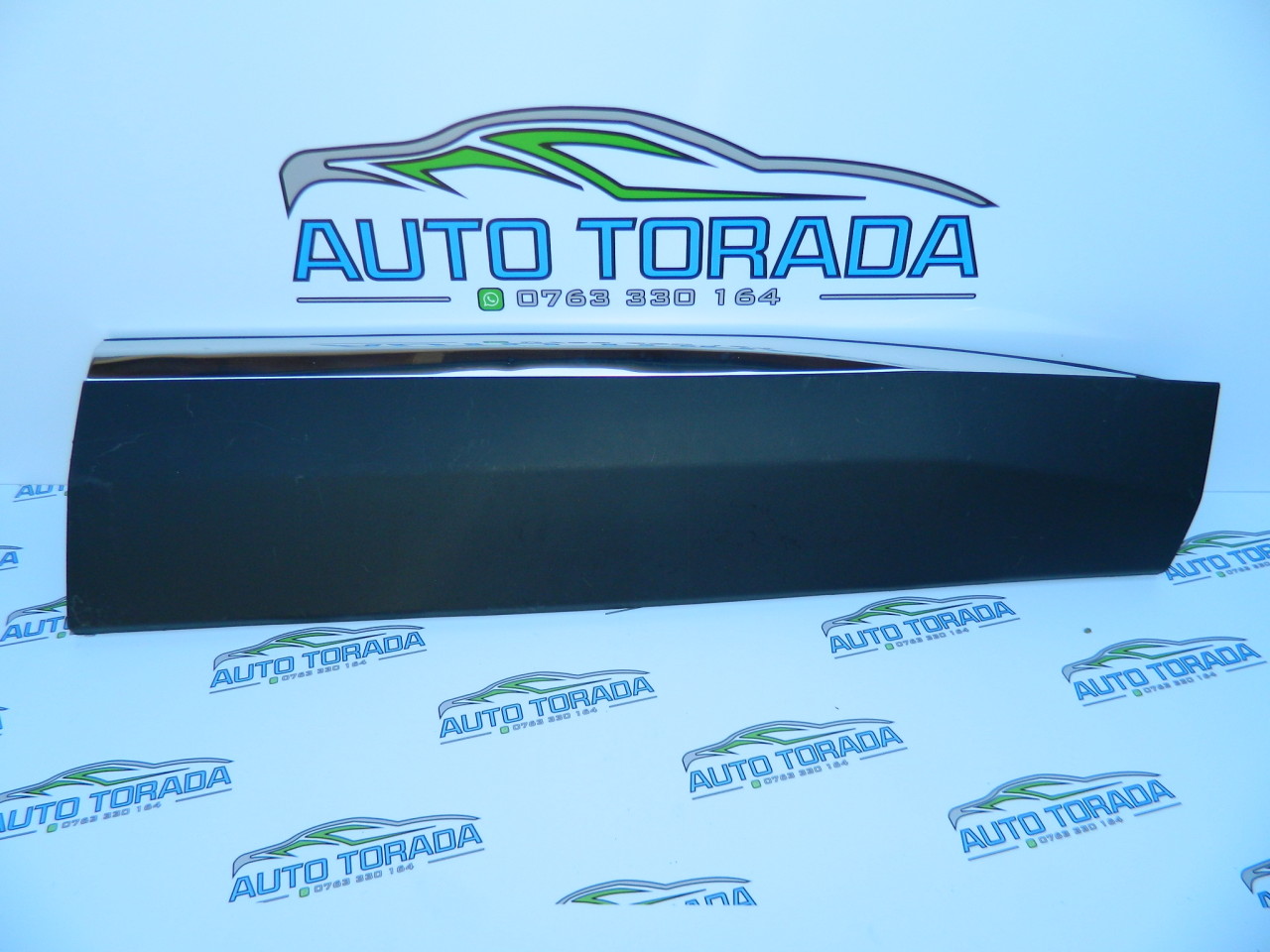 Bandou usa drepta fata PEUGEOT 3008 II, 5008 II,cod 9811404077