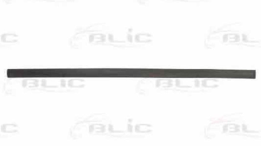 Bandou usa FORD FOCUS II combi DA BLIC 5703-04-2533572P