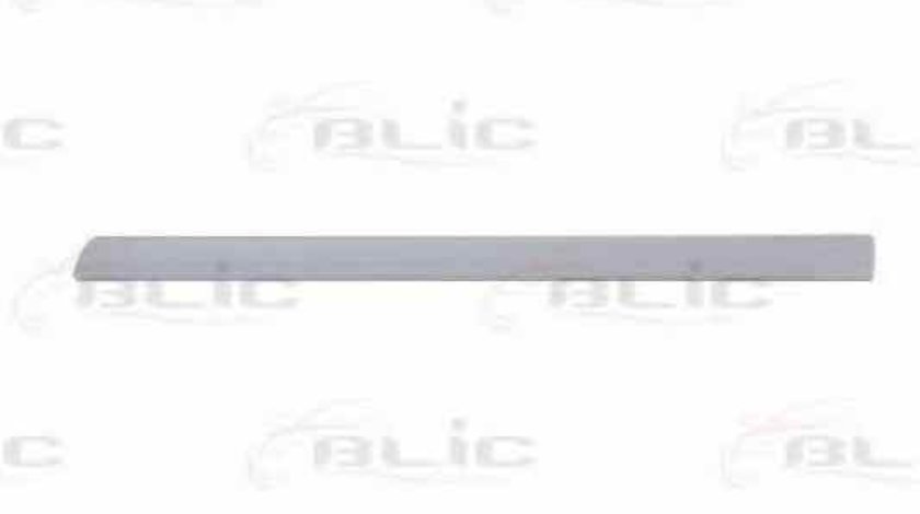 Bandou usa FORD FOCUS II limuzina DA BLIC 5703-04-2533577P