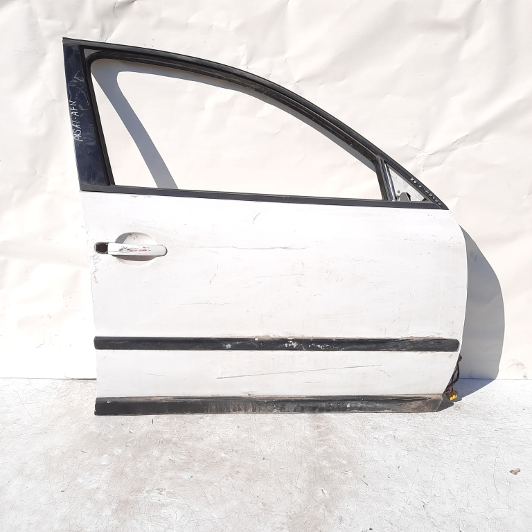Bandou Usa / Portiera Dreapta Fata Vw Passat B5, B5.5 1996-2005