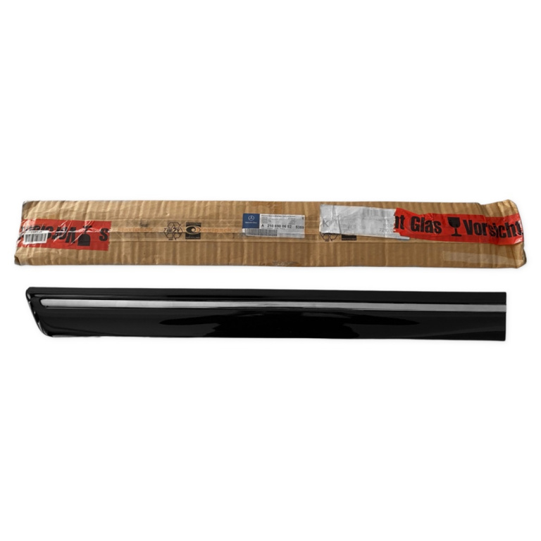 Bandou Usa Spate Dreapta Oe Mercedes-Benz E-Class W210 1996-1999 A2106900682