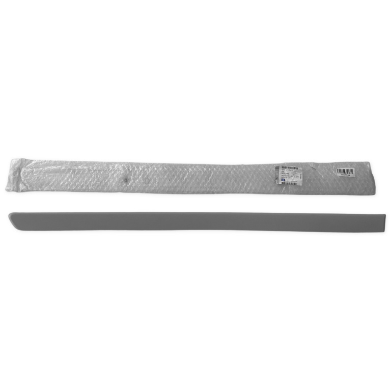 Bandou Usa Spate Dreapta Oe Opel 13113501