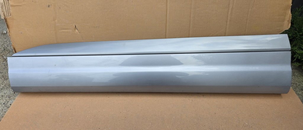 Bandou usa stanga fata AUDI Q7 4M 2015 2016 2017 2018 2019
