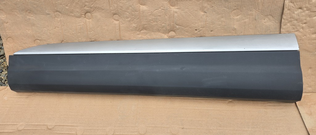Bandou usa stanga fata AUDI Q7 4M 2016 2017 2018 2019