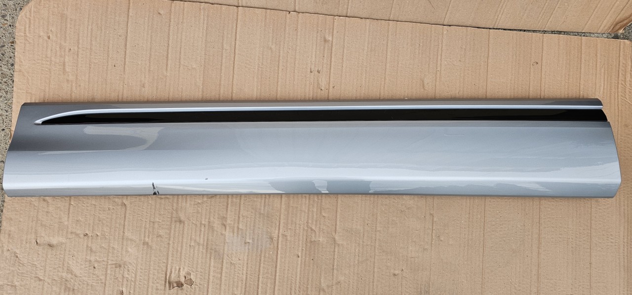 Bandou usa stanga fata AUDI Q8 S-Line 2018 2019 2020 2021 2022 2023