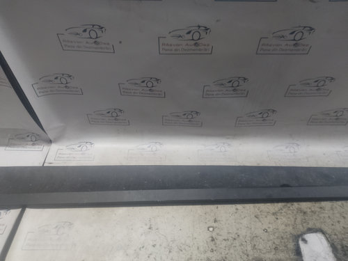 Bandou usa stanga fata BMW X3 F25 2011