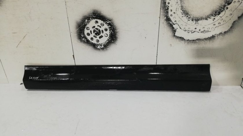 Bandou usa stanga fata Toyota Rav 4 An 2013 2014 2015 cod 75074-42010