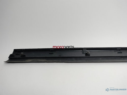 Bandou usa stanga fata Volkswagen Passat B5.5 (3B) Break 2001 2.5 TDI OEM 3B0854939B