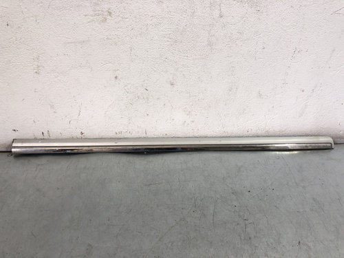Bandou usa stanga fata VW Passat B7 Variant 2.0 TDI manual 140 CP sedan 2012 (3AA854939A)