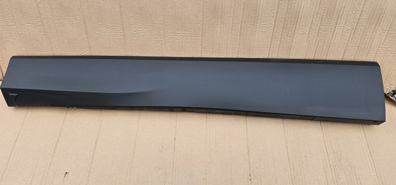 Bandou usa stanga fata Vw Tiguan 3 2024