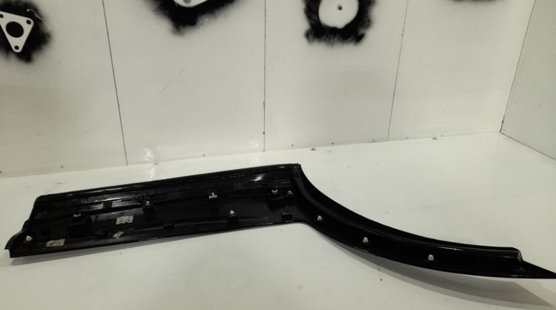 Bandou usa stanga spate Hyundai Santa Fe An 2012 2013 2014 2015 2016