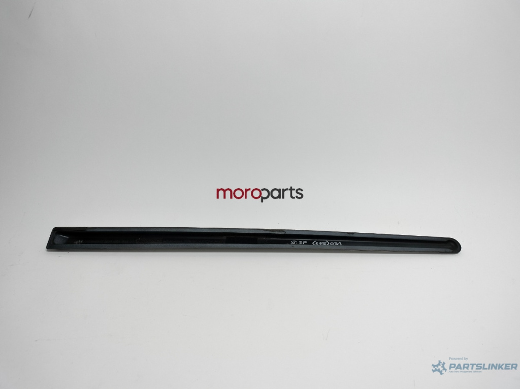 Bandou usa stanga spate Volkswagen Polo (6K5) Break 2000 1.4 16V OEM 6K5853535