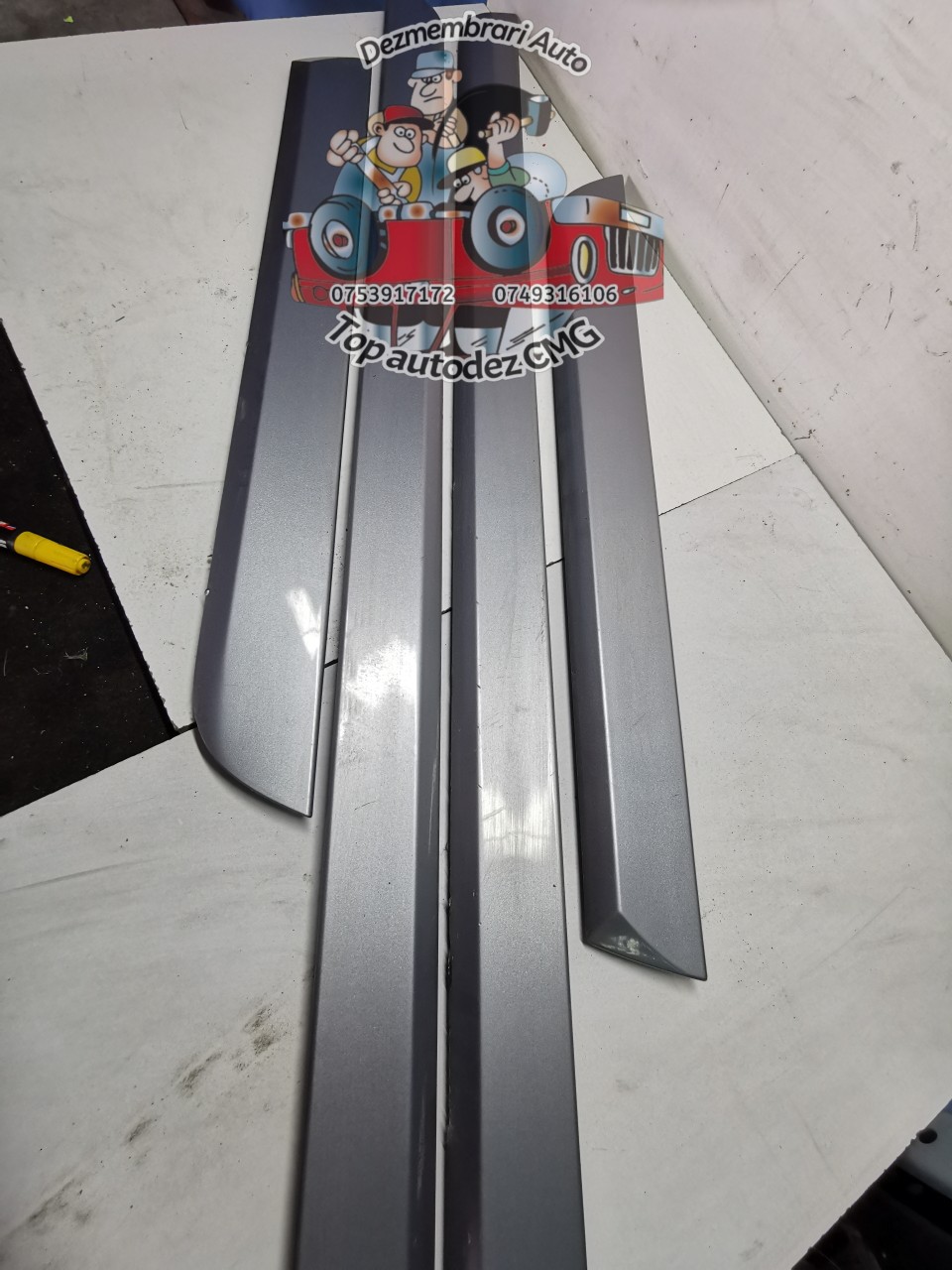 Bandouri usi Audi A4 B6 B7 bandou usa gri LY7G bandouri usi partea de jos la prag