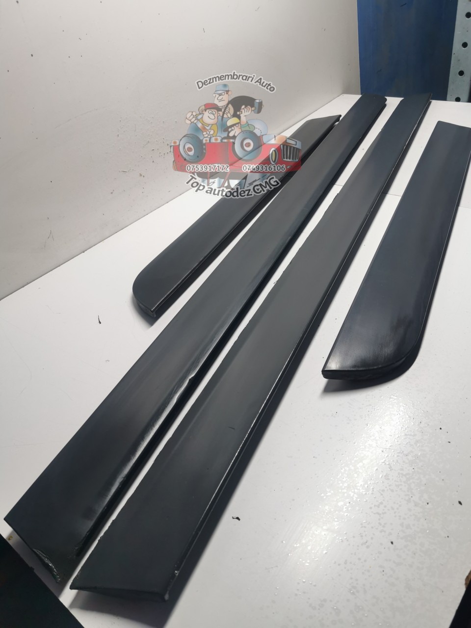 Bandouri usi Audi A4 B6 ornamente usi partea de jos bandou