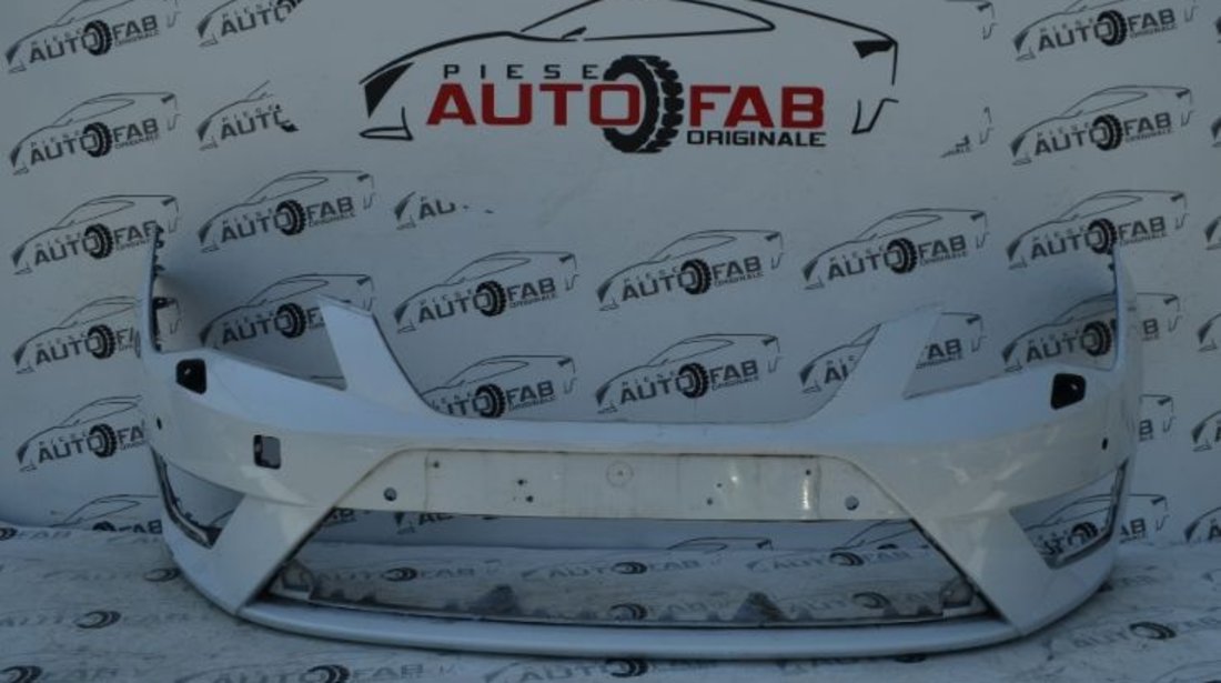 Bară față Seat Leon 2 FR an 2013-2016 cu găuri pentru Parktronic şi spălătoare faruri 14H7963236