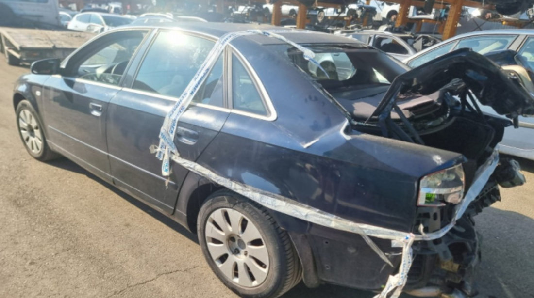 Bara fata Audi A4 B7 2006 BERLINĂ 2.0 tdi BLB