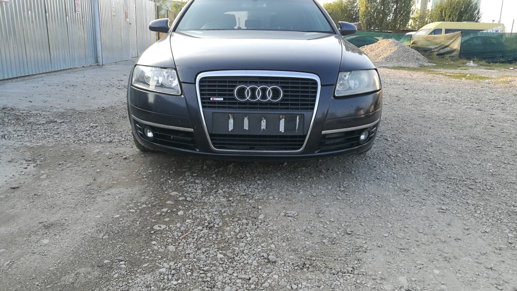 Bara fata Audi A6 4F