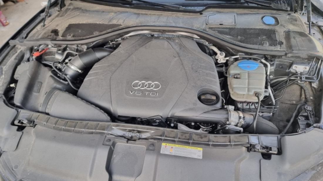 Bara fata Audi A7 2012 coupe 3.0 tdi