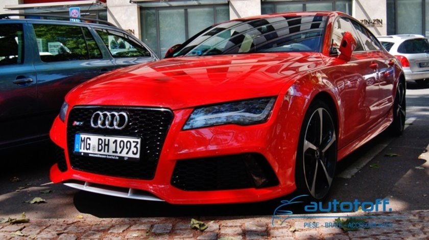 Bara fata Audi A7 4G design RS7