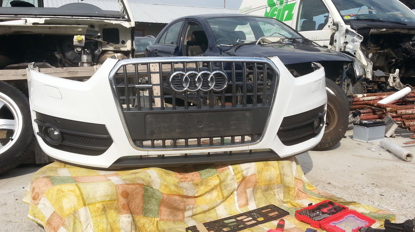 Bara fata AUDI Q3 2012 Completa