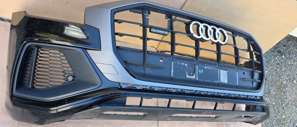 Bara fata Audi Q8 SQ8 S-LINE 2019 2020 2021 2022