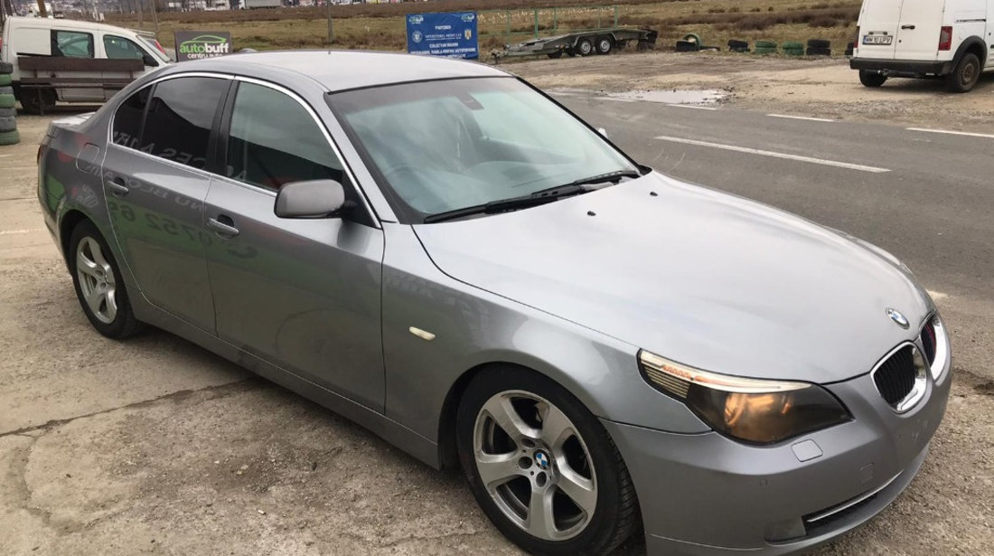 Bara fata BMW E60 2006 berlina 2.5