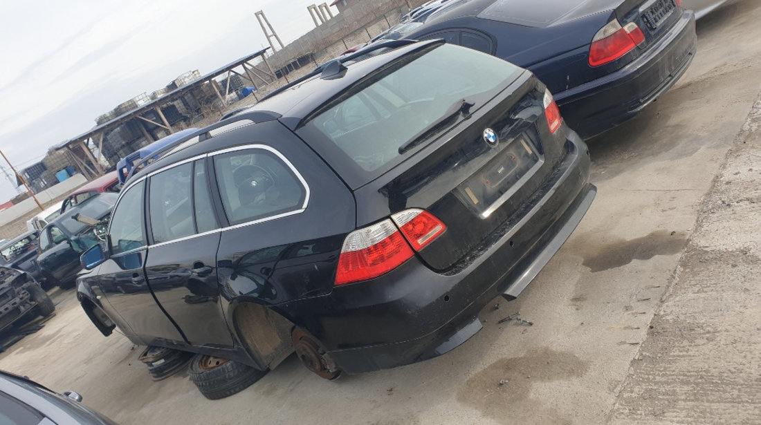 Bara fata BMW E61 2006 Combi 2.5