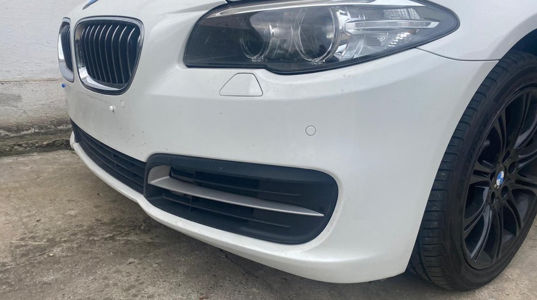 Bara fata BMW F10 LCI F11 LCI