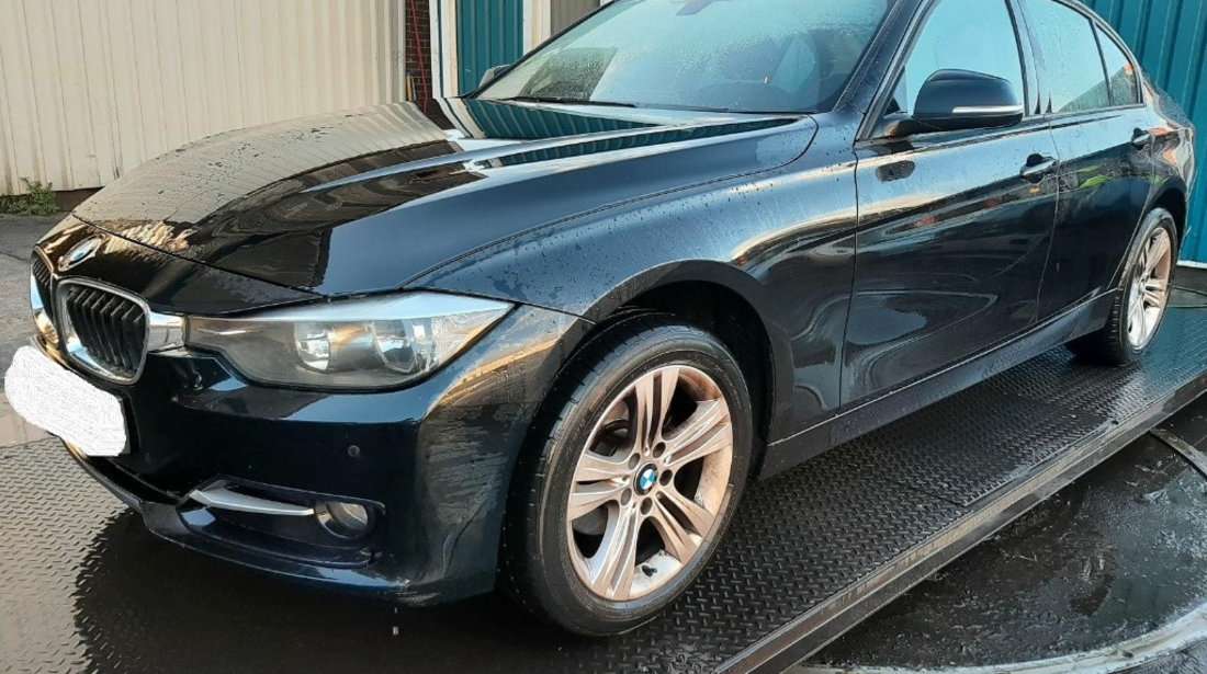 Bara fata BMW F30 2012 SEDAN 2.0 TDI