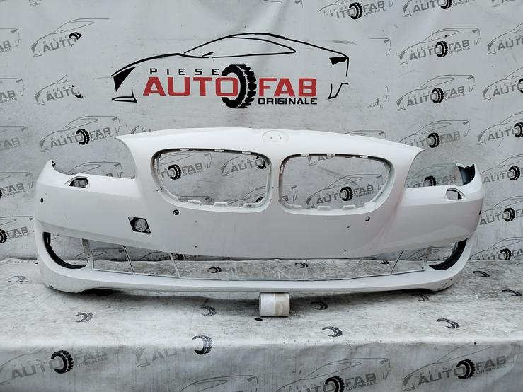 Bara fata Bmw Seria 5 F10-F11 an 2009-2010-2011-2012-2013 Gauri pentru 4 senzori si spalatoare faruri PZDTBCCM3G