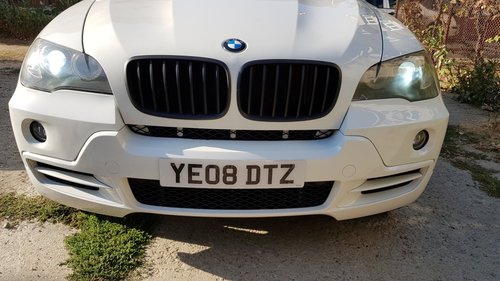 BARA FATA BMW X5 E70 M PACHET 2008