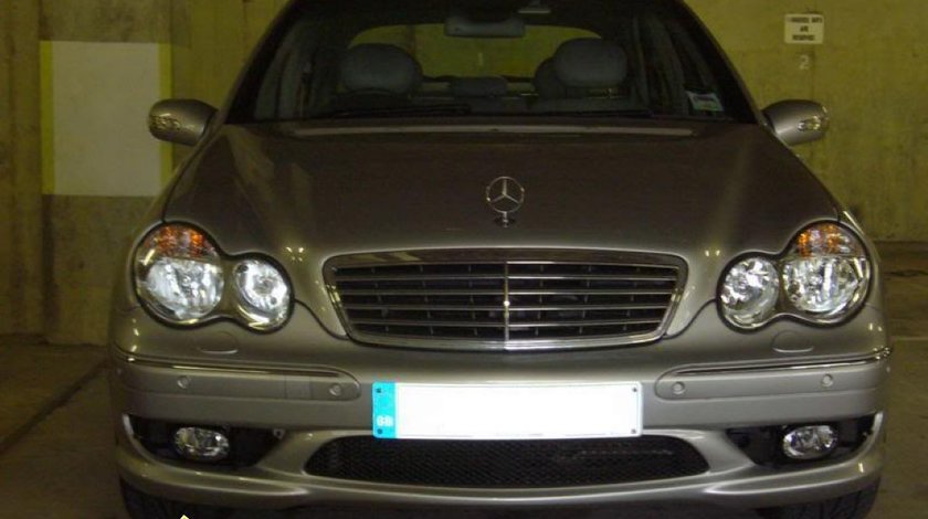 Bara fata C Class w203 AMG