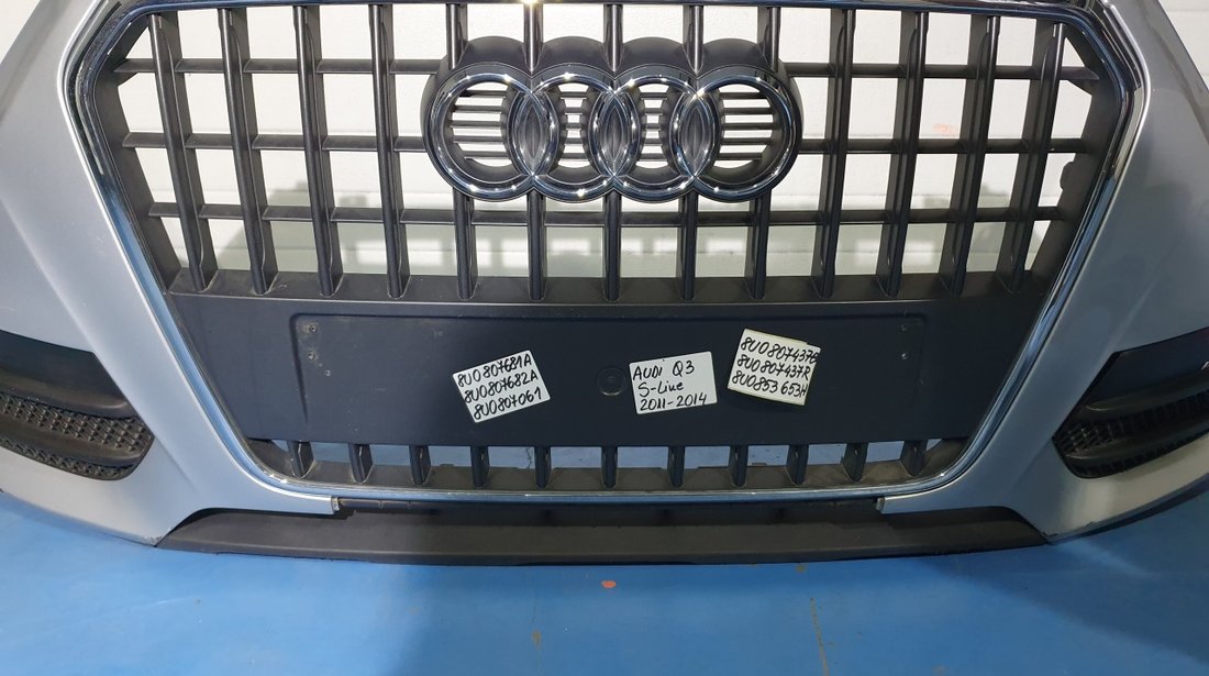 Bara fata completa cu grila radiator si grile proiectoare Audi Q3 2011-2015 S-line cod: 8U0807437R
