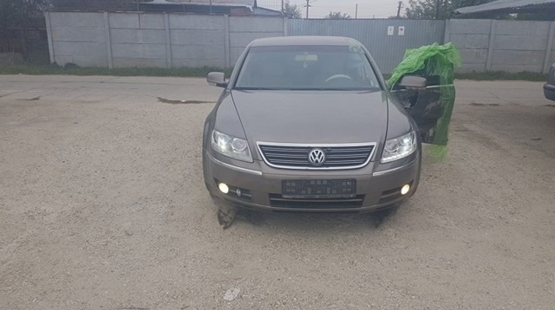 Bara fata completa cu senzori parcare si spalatoare faruri vw phaeton 2009